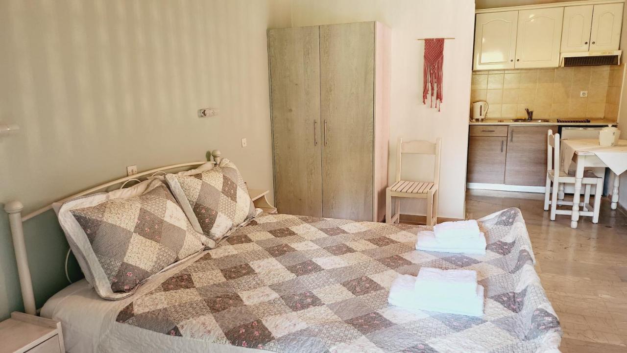 Aristea Studios Kato Korakiana Eksteriør billede